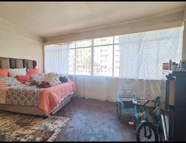 1 BEDROOM FLAT FOR SALE IN VEREENIGING CENTRAL